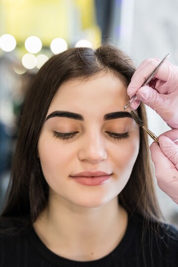 Brows Threading Service at Silent Moment Nail Spa